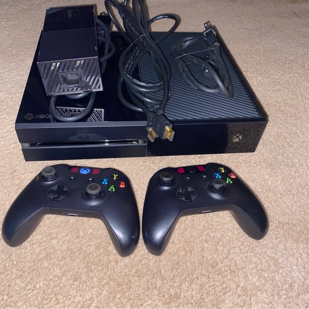 Xbox one console black 1540